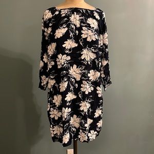 19 Cooper 3/4 sleeve shift dress